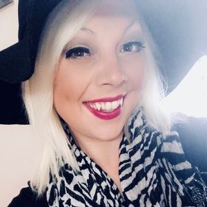 Meet your Posher, Heather